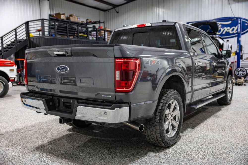 2023 Ford F-150 XLT 4WD - photo 3