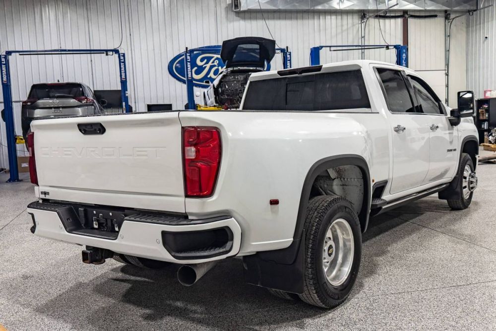 2021 Chevrolet Silverado 3500HD High Country 4WD - photo 5