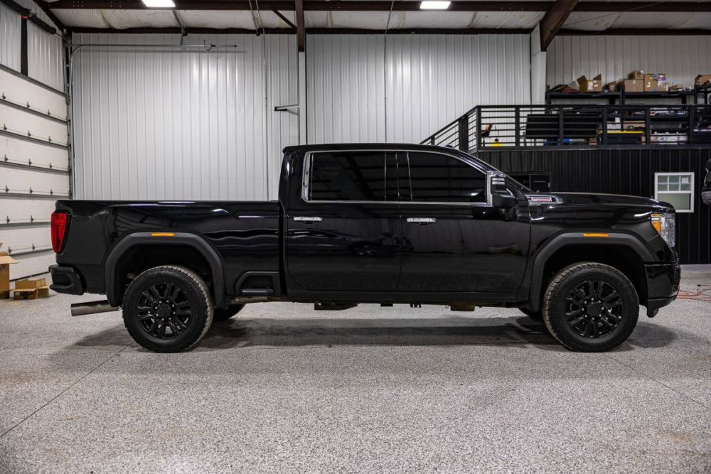 2022 GMC Sierra 2500HD Denali 4WD - photo 3