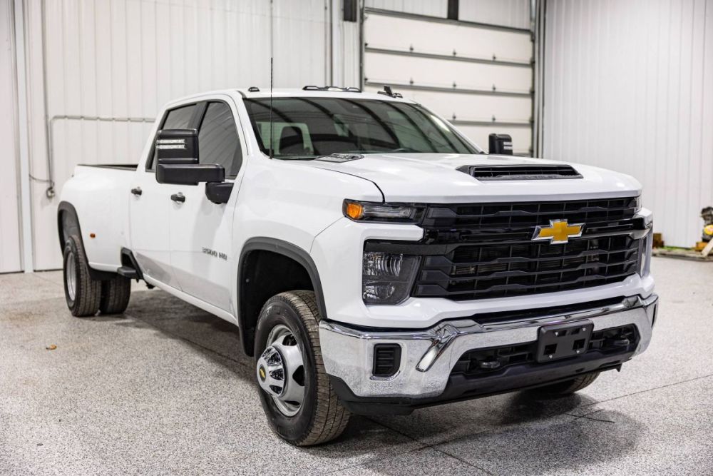 2024 Chevrolet Silverado K3500 4WD - photo 7