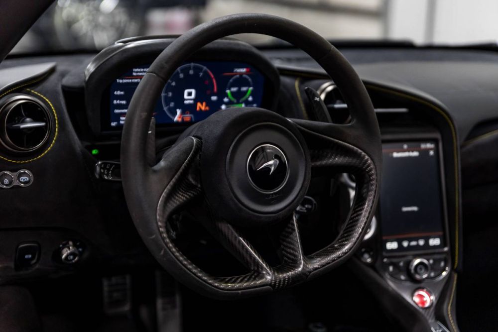 2020 McLaren 720S Spider Performance - photo 15