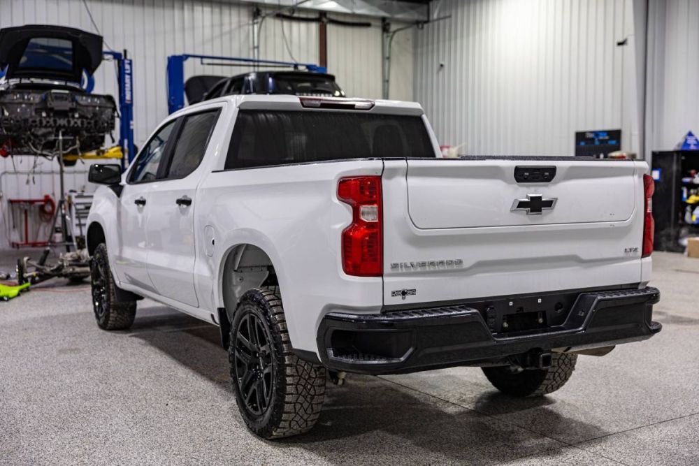 2025 Chevrolet Silverado 1500 Custom Trail Boss 4WD - photo 3