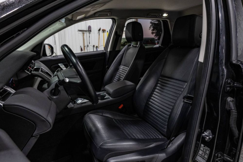 2023 Land Rover Discovery Sport P250 SE AWD - photo 9