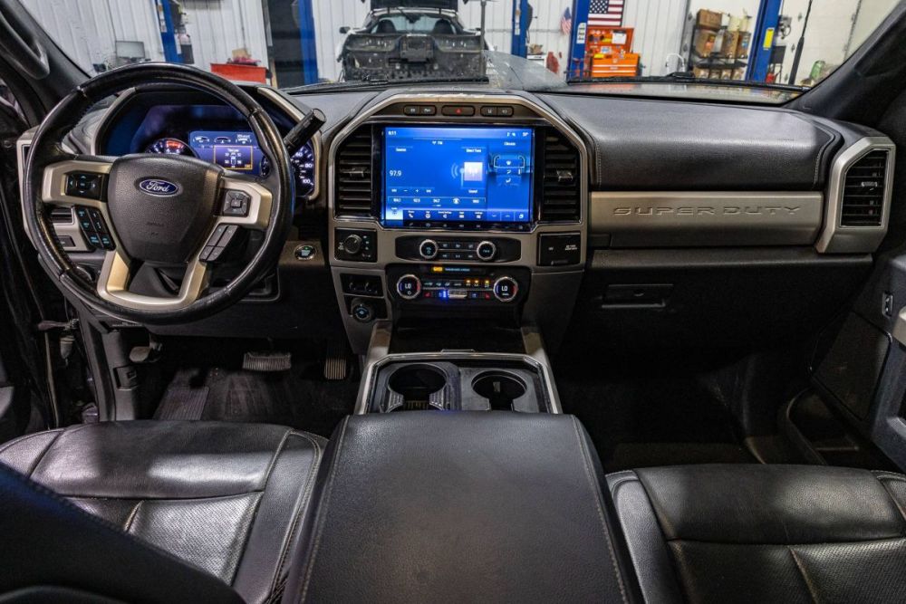 2022 Ford F-250 Super Duty Lariat 4WD - photo 12