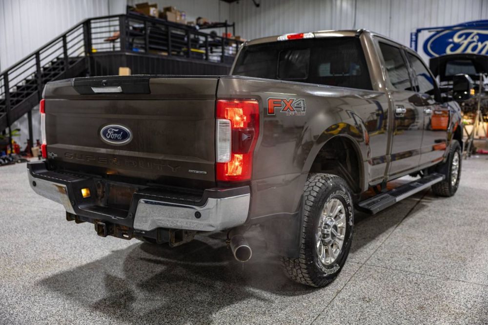 2017 Ford F-250 Super Duty XLT 4WD - photo 3