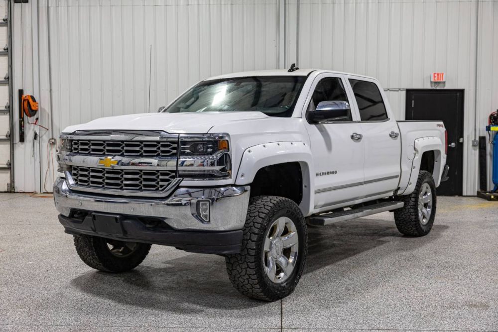 2018 Chevrolet Silverado K1500 LTZ 4WD - photo 1