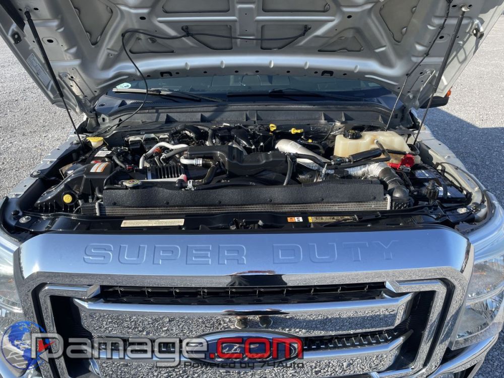 2015 Ford F-250 Crewcab 4X4 Lariat Diesel - photo 9