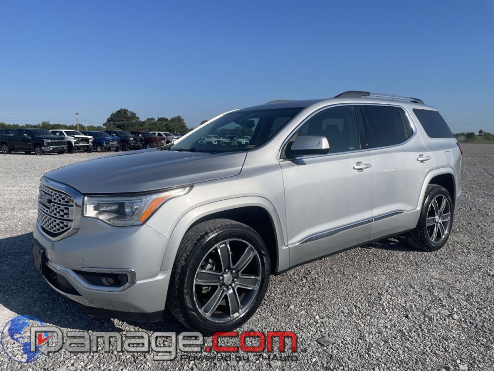 2017 GMC Acadia AWD - photo 2