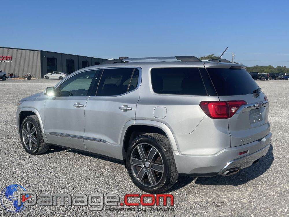 2017 GMC Acadia AWD - photo 5