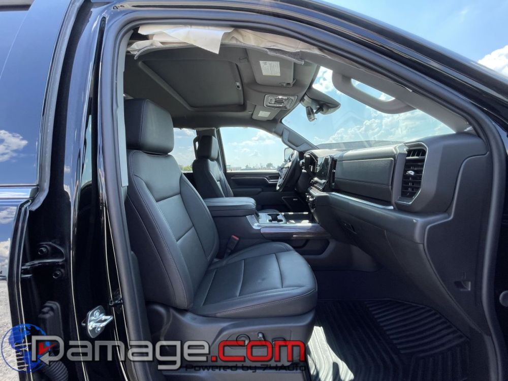 2026 Chevrolet Silverado 2500 Crewcab 4X4 LTZ Diesel - photo 12