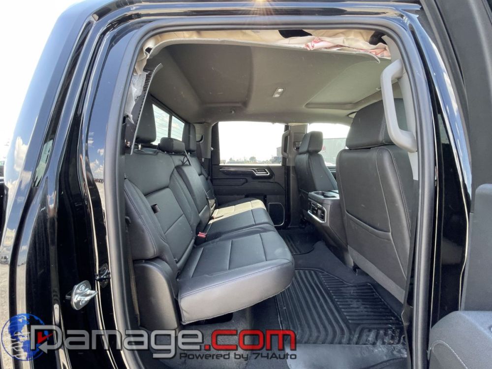 2026 Chevrolet Silverado 2500 Crewcab 4X4 LTZ Diesel - photo 13