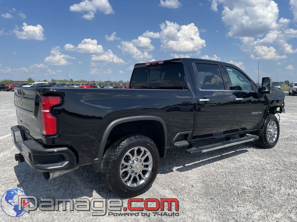 2026 Chevrolet Silverado 2500 Crewcab 4X4 LTZ Diesel - photo 6