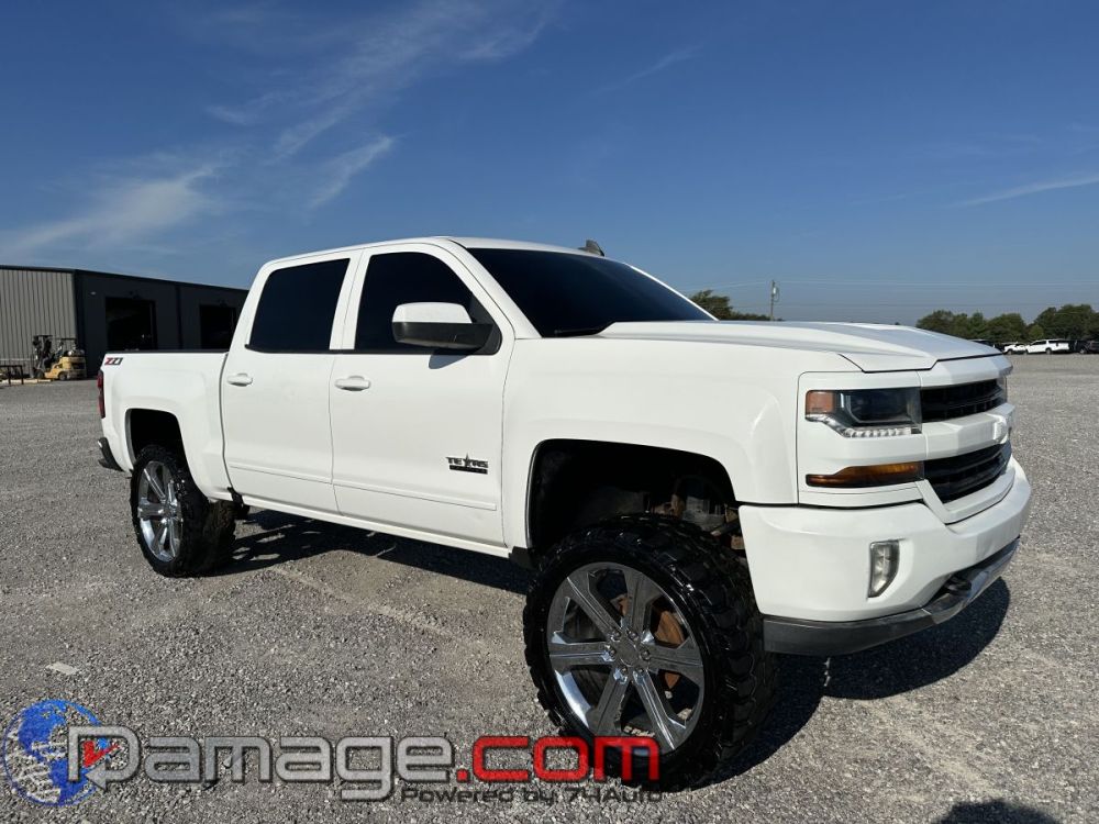 2018 Chevrolet Silverado 1500 Crewcab 4X4 - photo 1