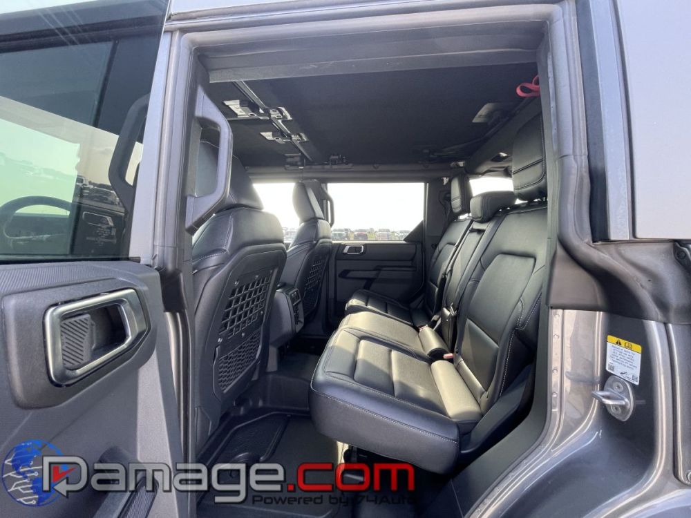 2025 Ford Bronco Black-Diamond Advanced 4X4 - photo 11