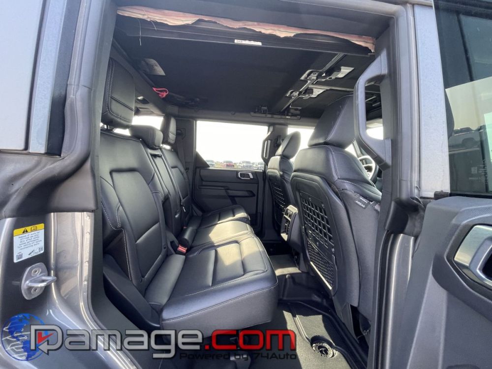 2025 Ford Bronco Black-Diamond Advanced 4X4 - photo 13