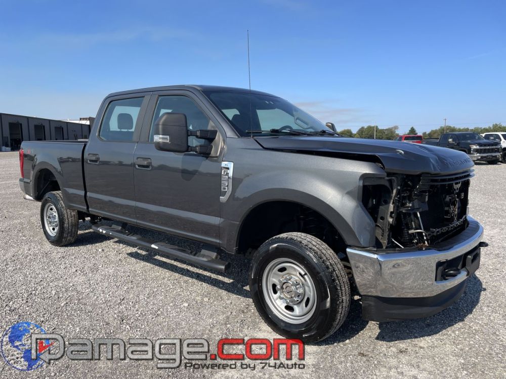 2018 Ford F-250 Crewcab 4X4 - photo 2