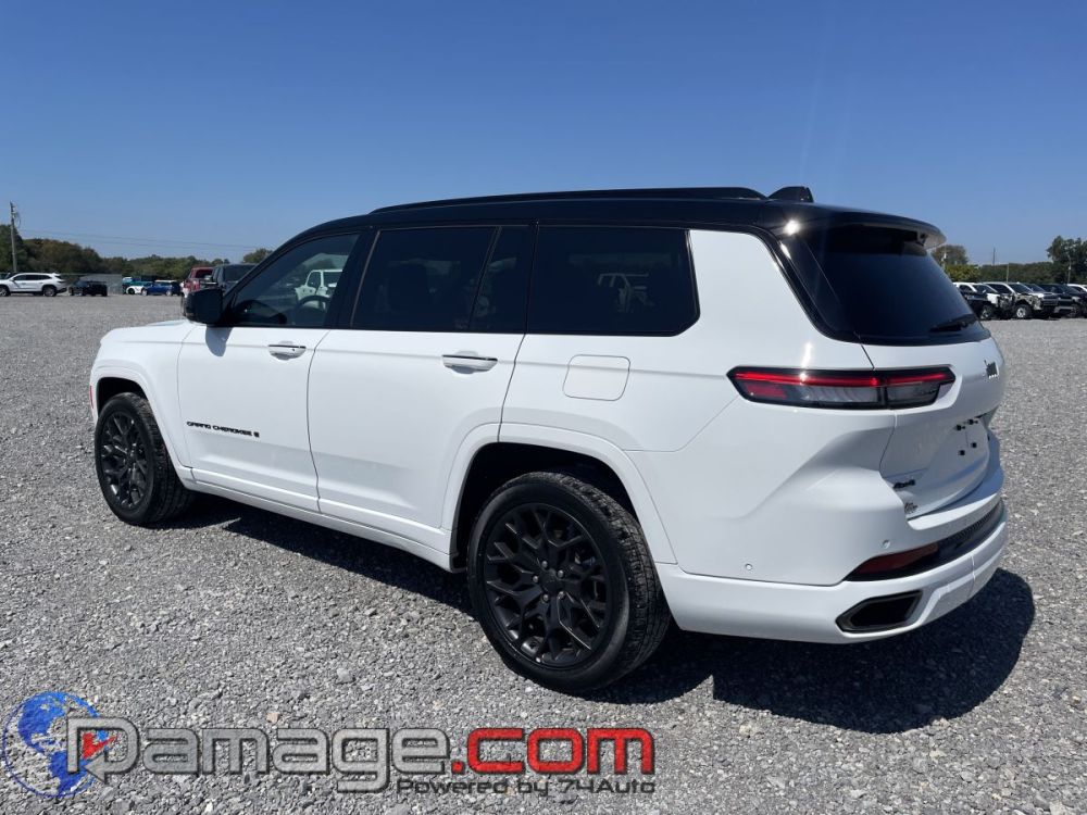 2025 Jeep Grand Cherokee L Summit Reserve 4X4 - photo 5