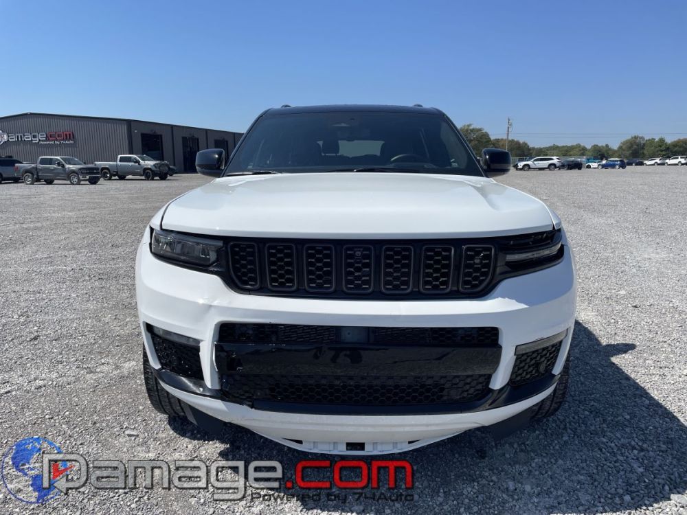 2025 Jeep Grand Cherokee L Summit Reserve 4X4 - photo 8