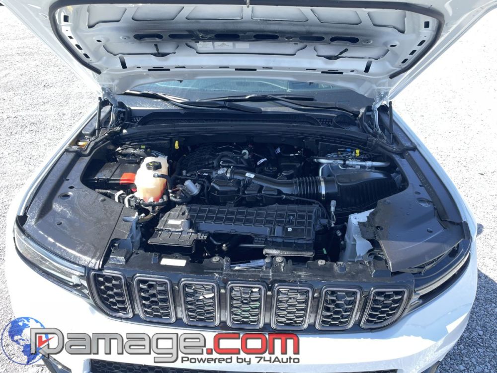 2025 Jeep Grand Cherokee L Summit Reserve 4X4 - photo 9