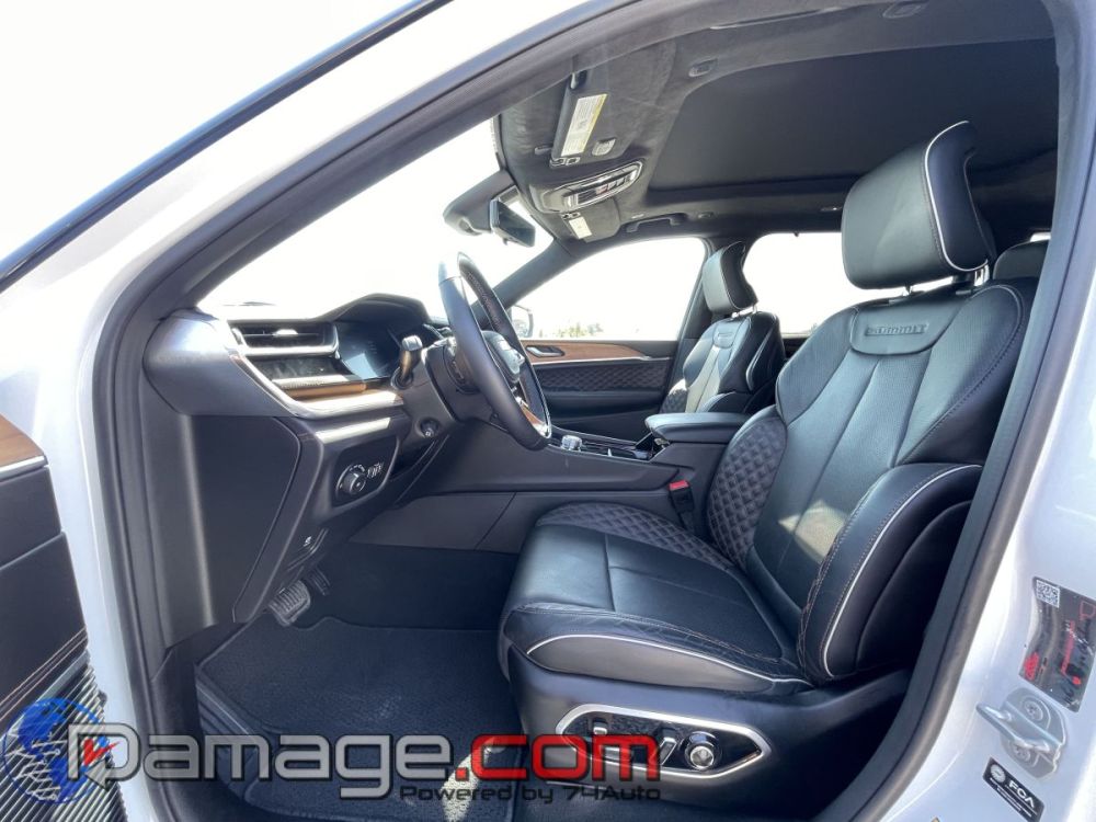 2025 Jeep Grand Cherokee L Summit Reserve 4X4 - photo 10