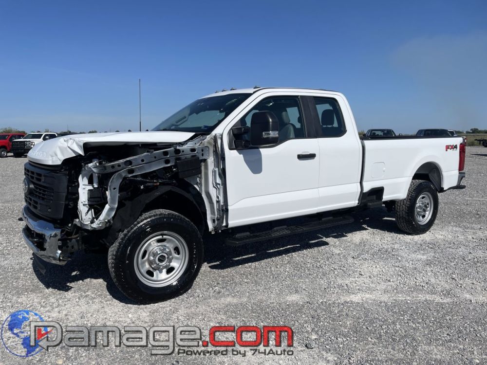 2026 Ford F-350 SuperCab 4X4 - photo 2