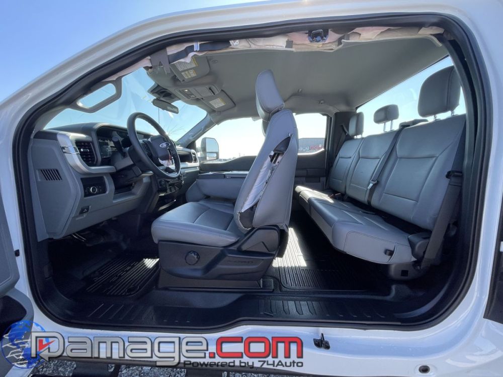 2026 Ford F-350 SuperCab 4X4 - photo 11