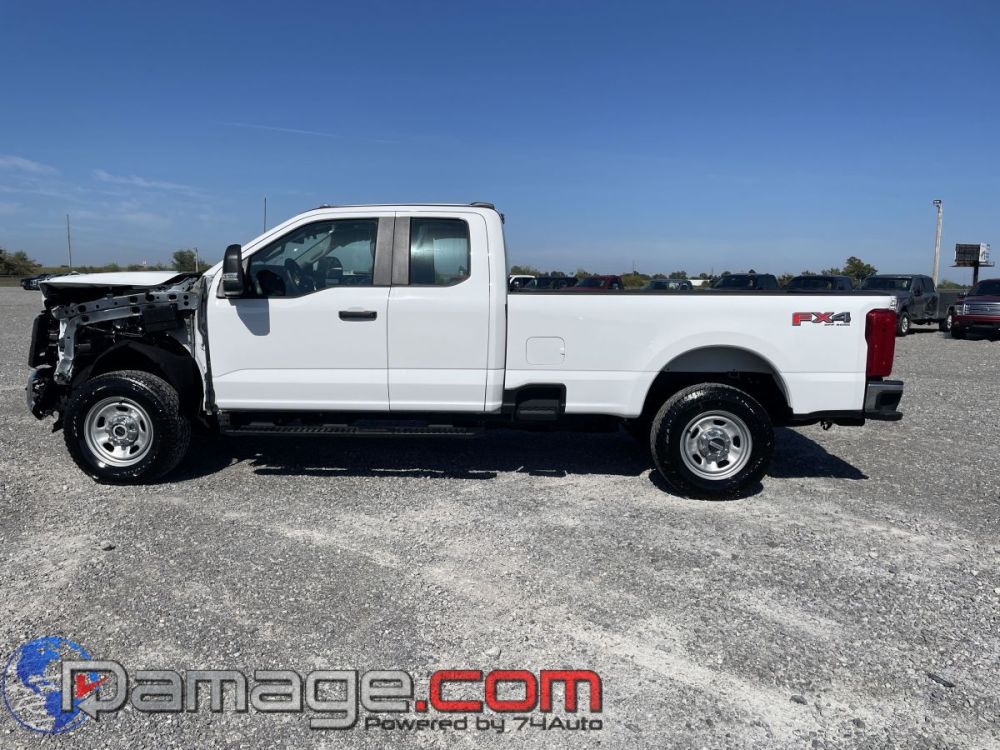 2026 Ford F-350 SuperCab 4X4 - photo 4