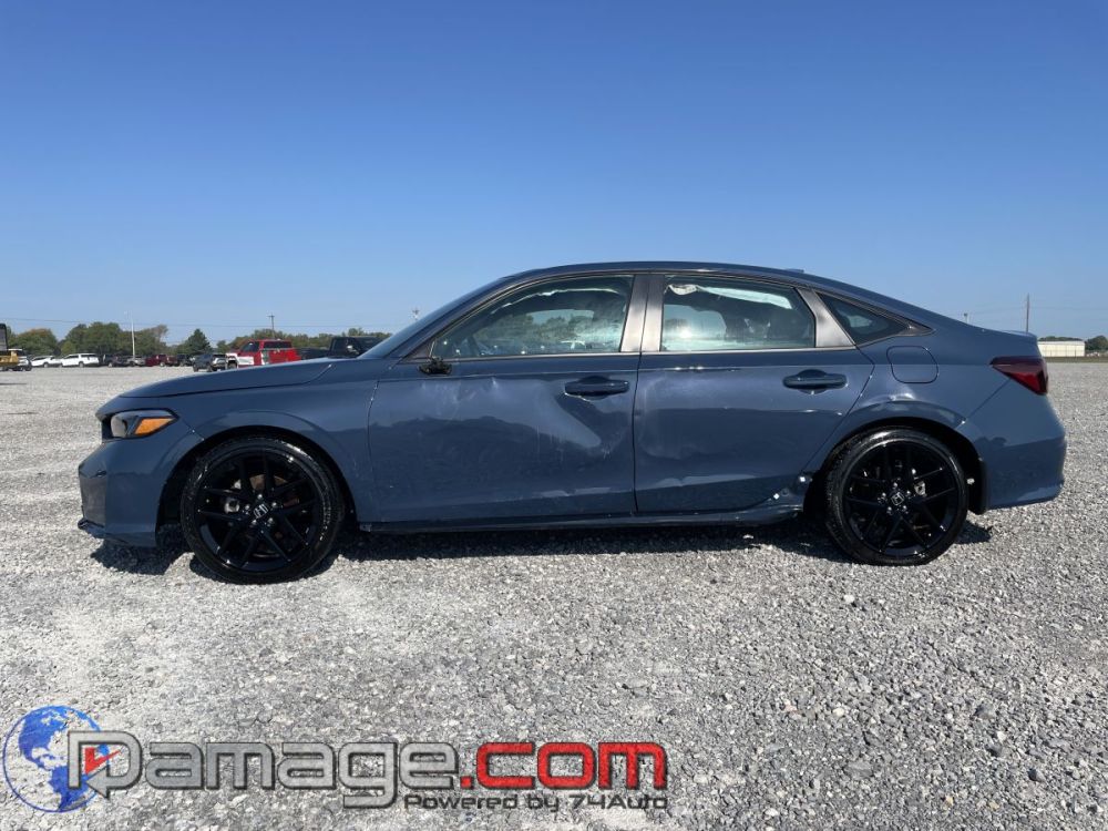 2025 Honda Civic Sport - photo 4