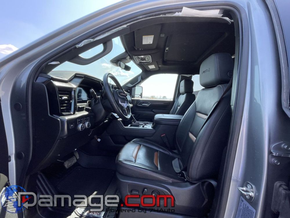 2024 GMC Sierra 2500 Crewcab 4X4 AT4 Diesel - photo 10