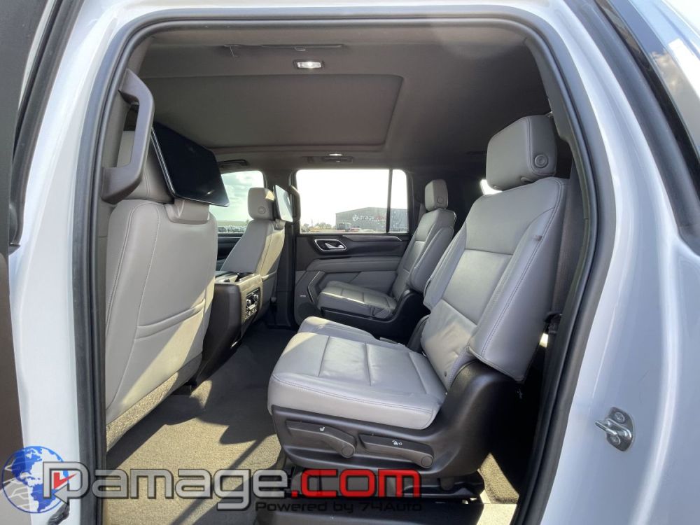 2021 Chevrolet Suburban LT 4X4 - photo 11
