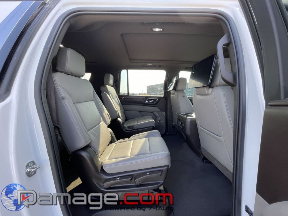 2021 Chevrolet Suburban LT 4X4 - photo 13