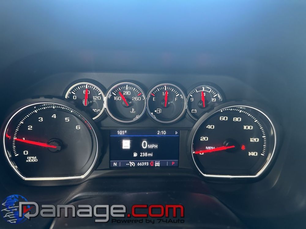 2021 Chevrolet Suburban LT 4X4 - photo 14