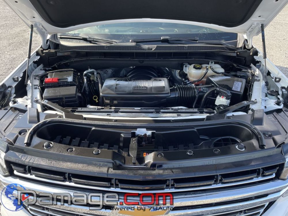 2021 Chevrolet Suburban LT 4X4 - photo 9