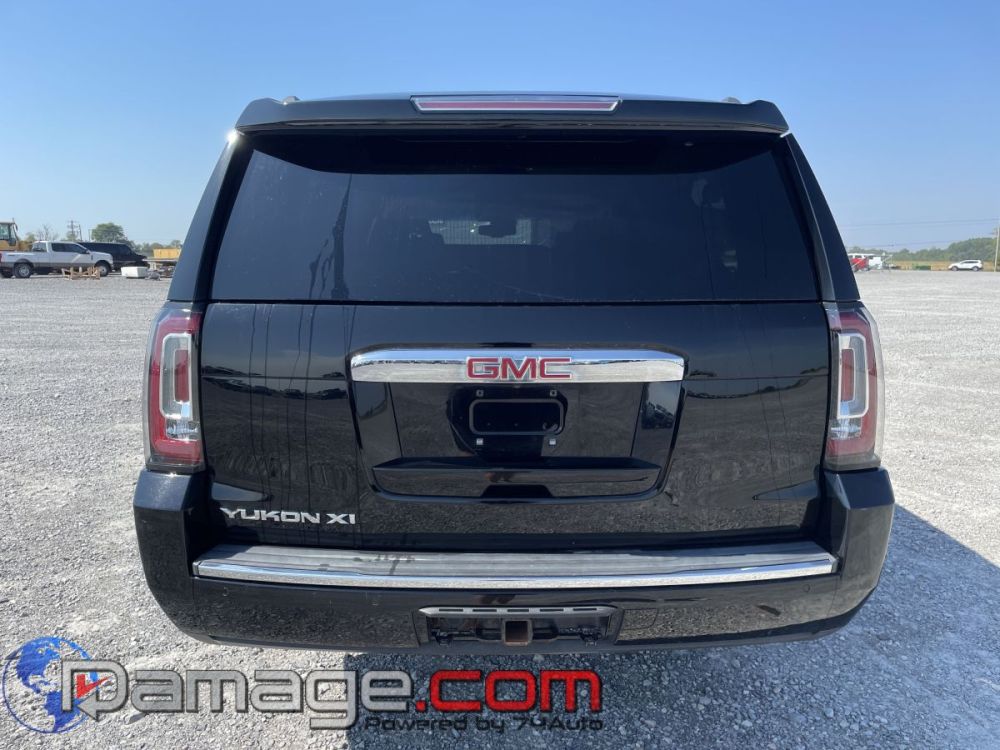 2017 GMC Yukon XL Denali 4X4 - photo 7