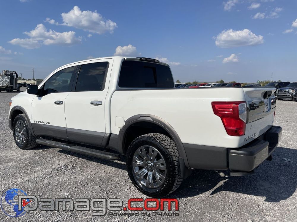 2018 Nissan Titan Crewcab 4X4 Platinum Reserve - photo 5