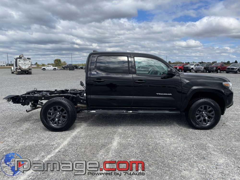 2023 Toyota Tacoma Crewcab 4X4 - photo 3