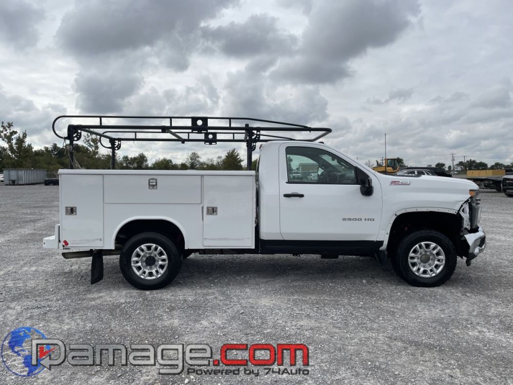 2025 Chevrolet Silverado 2500 RegCab 4X4 - photo 4