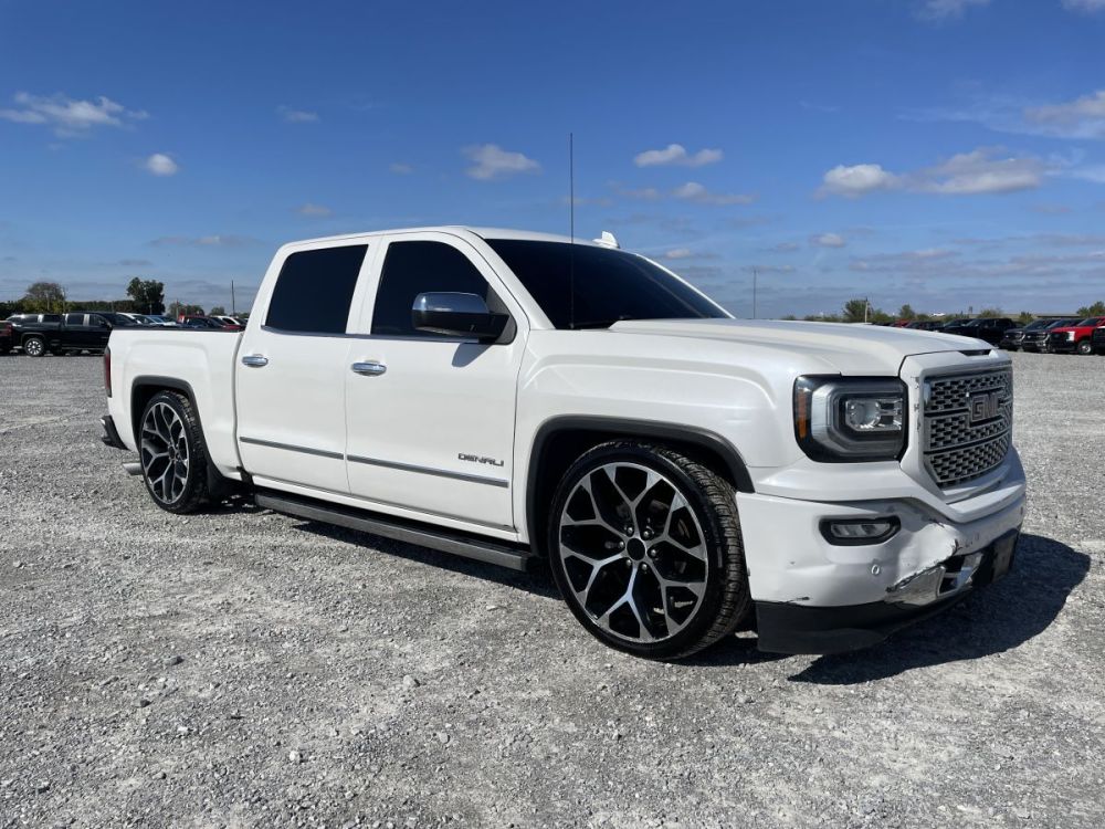 2017 GMC Sierra 1500 Crewcab 4X4 Denali Lowered - photo 2