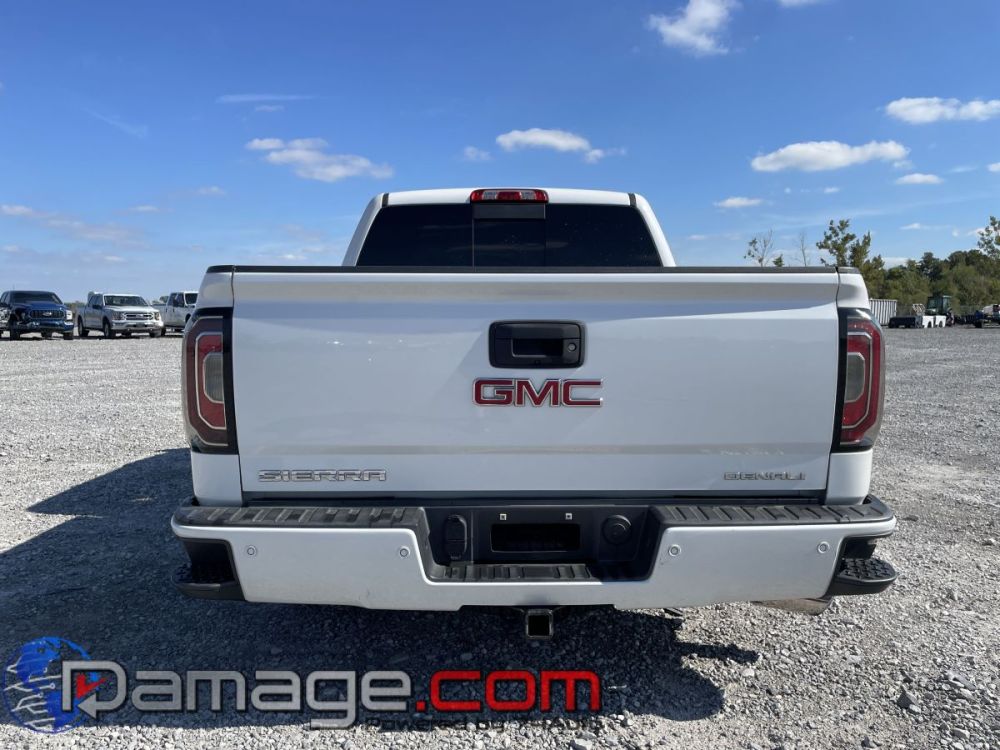2017 GMC Sierra 1500 Crewcab 4X4 Denali Lowered - photo 7