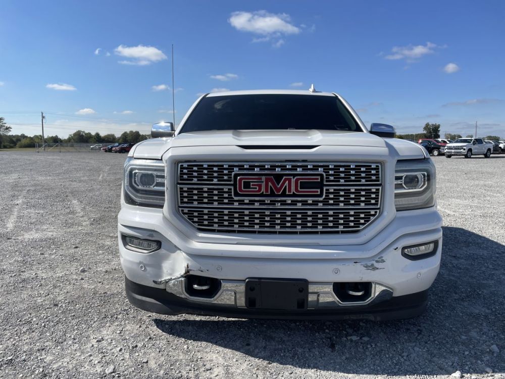 2017 GMC Sierra 1500 Crewcab 4X4 Denali Lowered - photo 8
