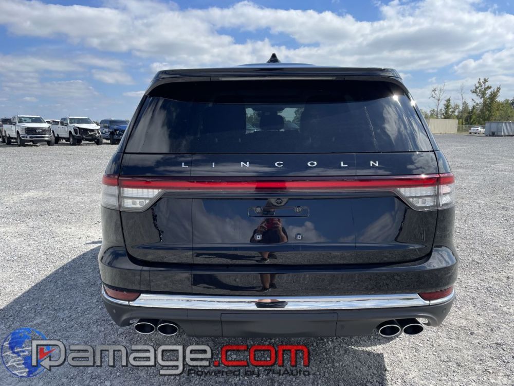 2026 Lincoln Aviator Livery AWD - photo 7
