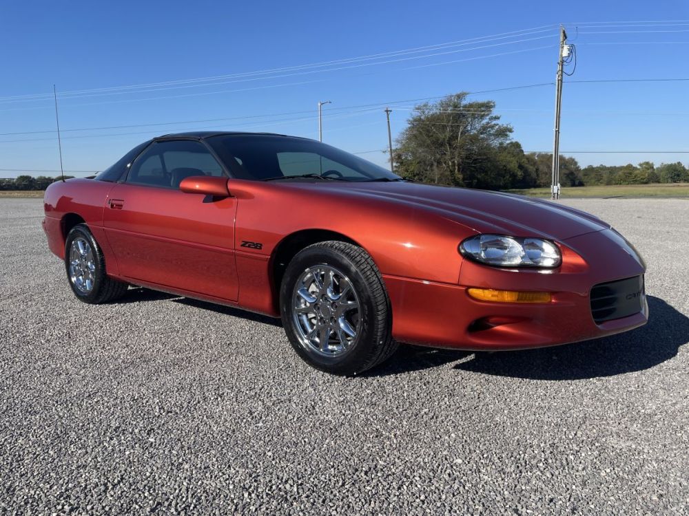 2002 Chevrolet Camaro Z28 - photo 2