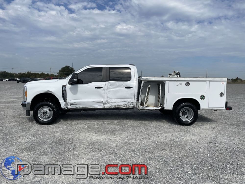 2023 Ford F-350 Crewcab 4X4 Diesel - photo 4