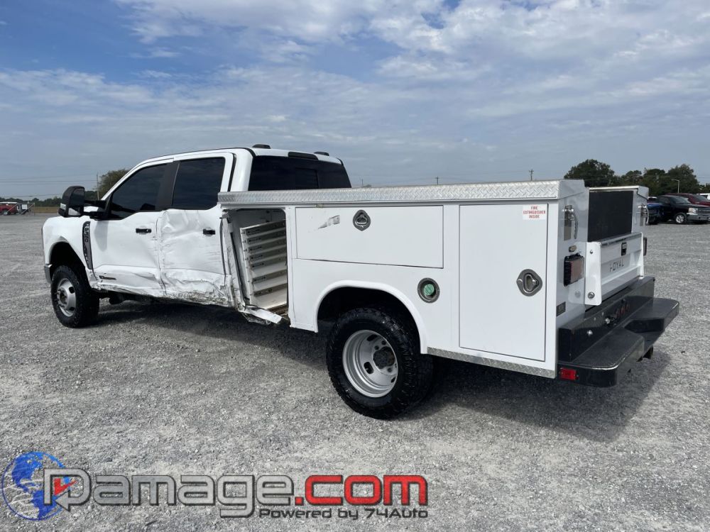 2023 Ford F-350 Crewcab 4X4 Diesel - photo 6