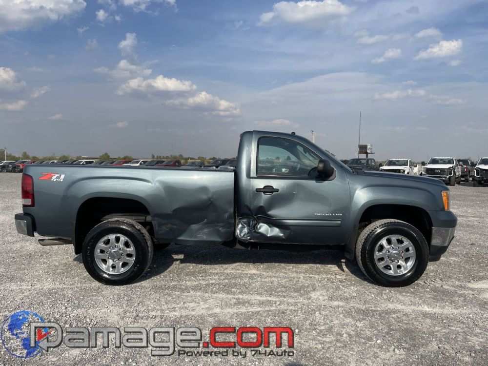 2013 GMC Sierra 2500 RegCab 4X4 - photo 4