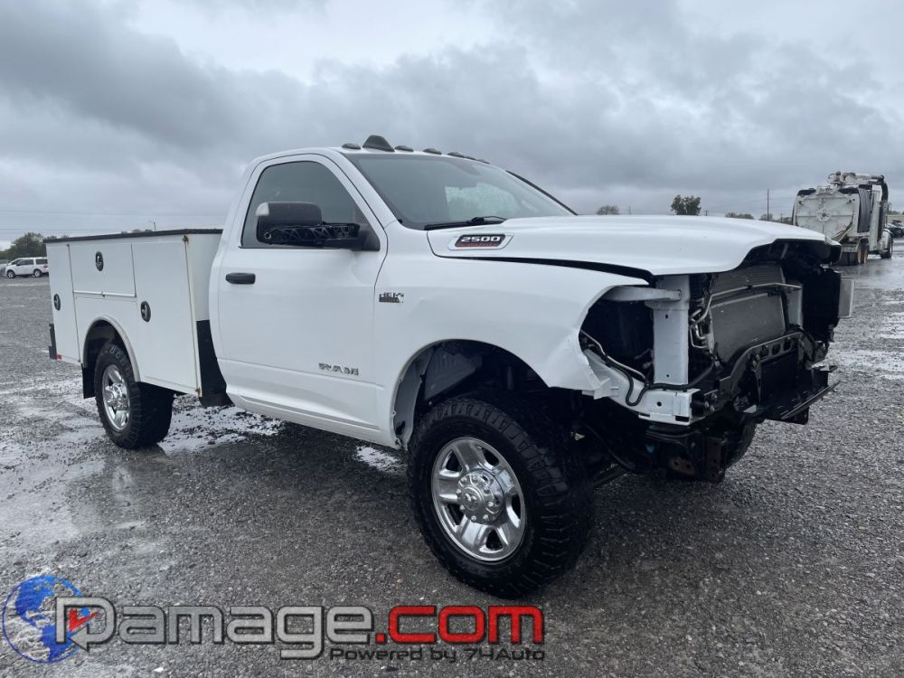 2022 Ram 2500 RegCab 4X4 - photo 2