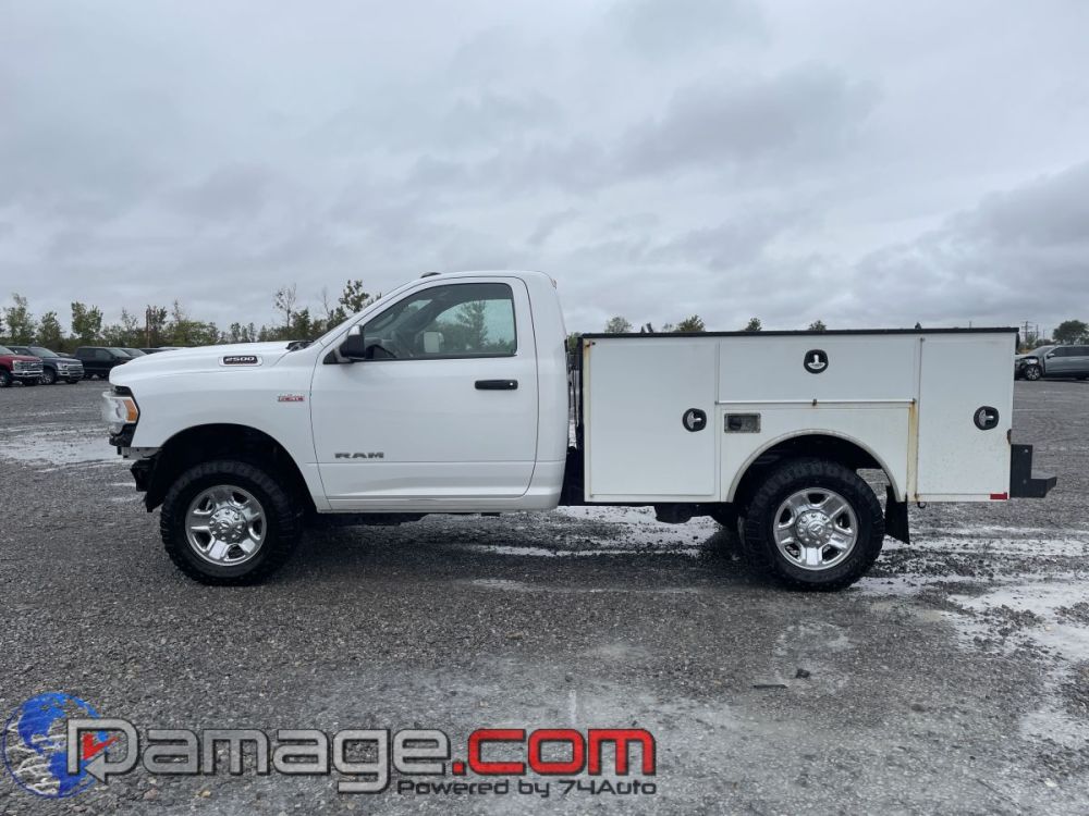 2022 Ram 2500 RegCab 4X4 - photo 3