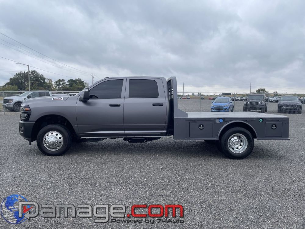 2026 Ram 3500 Crewcab 4X4 Diesel - photo 3