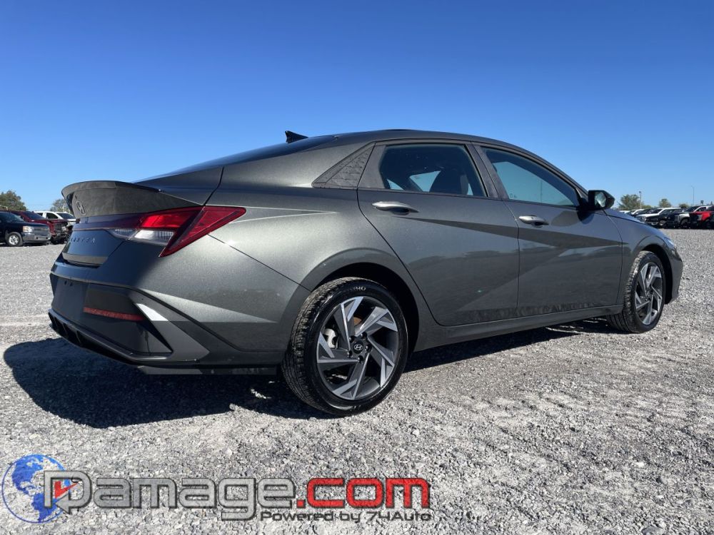 2025 Hyundai Elantra SEL Sport - photo 5