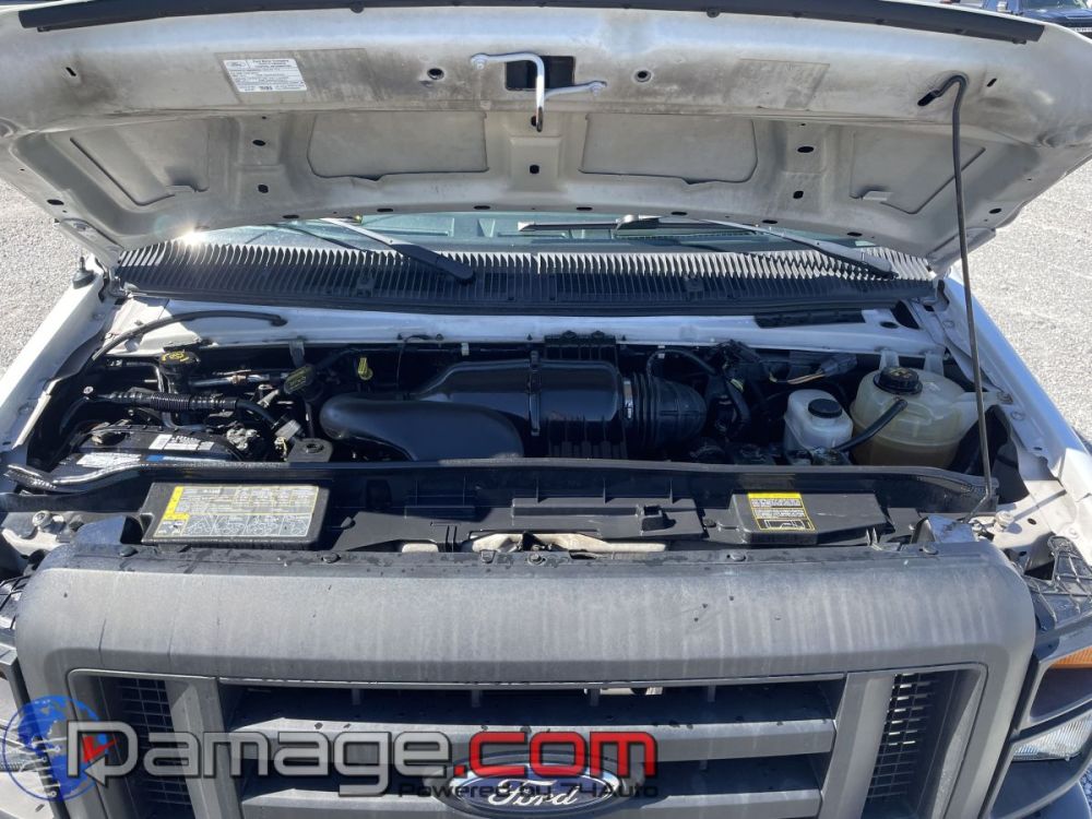 2009 Ford E-150 - photo 9
